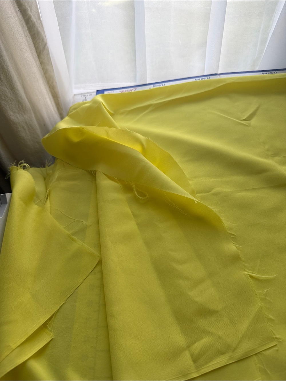 Vintage Lemon Yellow Formal Dress Fabric 4 Yards x 42 Polyester Crepe Evening - Picture 8 of 13